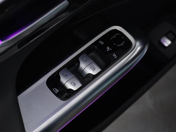 Mercedes-Benz E-Класс VI (W214 S214) с пробегом 2024 года, цена 6 499 077 рублей, 6521 км, седан, Автокод Объявления