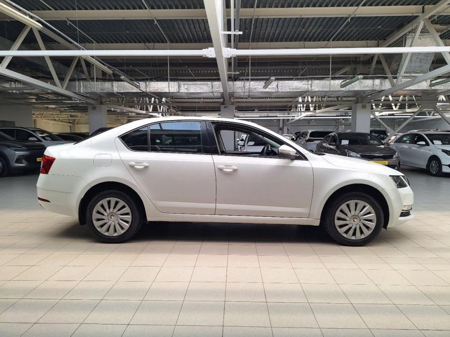 Skoda Octavia III (A7) Рестайлинг Челябинск  - изображение 8