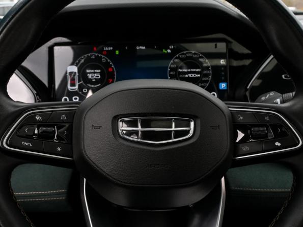 Geely Monjaro I с пробегом 2023 года, цена 3 290 000 рублей, 64723 км, внедорожник, Автокод Объявления
