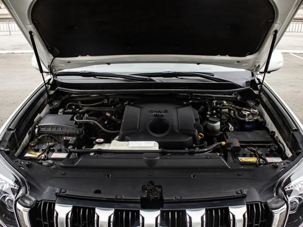 Toyota Land Cruiser Prado 150 Series Рестайлинг 2 с пробегом 2017 года, цена 4 900 000 рублей, 92229 км, внедорожник, Автокод Объявления