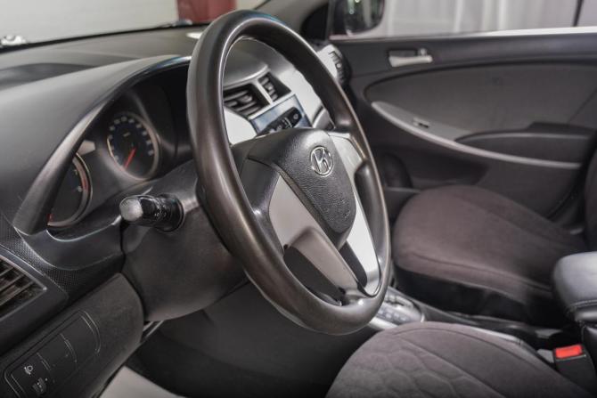 Hyundai Solaris I с пробегом 2014 года, цена 839 000 рублей, 251000 км, седан, Автокод Объявления