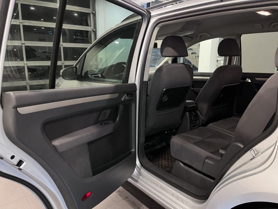 Volkswagen Touran I Рестайлинг Чебоксары  - изображение 22