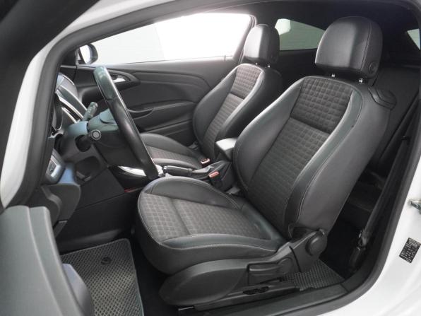 Opel Astra J Рестайлинг с пробегом 2014 года, цена 1 149 000 рублей, 133414 км, хэтчбек, Автокод Объявления