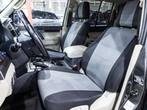 Mitsubishi Pajero IV Рестайлинг 2 с пробегом 2017 года, цена 3 500 000 рублей, 84651 км, внедорожник, Автокод Объявления