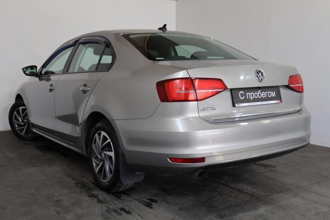 Volkswagen Jetta VI Рестайлинг с пробегом 2018 года, цена 1 399 000 рублей, 124000 км, седан, Автокод Объявления