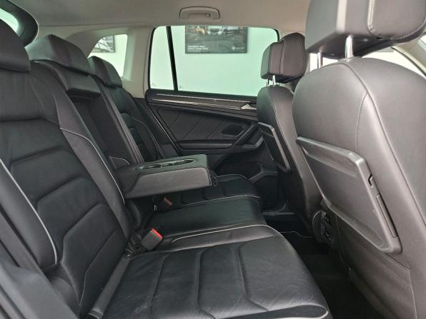 Volkswagen Tiguan II с пробегом 2018 года, цена 2 490 000 рублей, 192455 км, внедорожник, Автокод Объявления