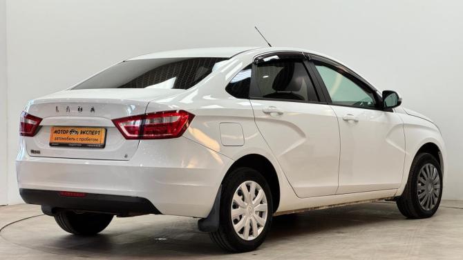 Lada (ВАЗ) Vesta I с пробегом 2018 года, цена 899 000 рублей, 120154 км, седан, Автокод Объявления