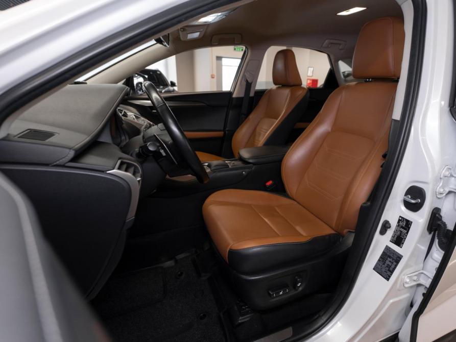 Lexus NX I Рестайлинг Москва  - изображение 9