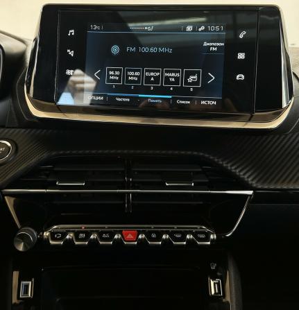 Peugeot 2008 II с пробегом 2023 года, цена 2 299 000 рублей, 14137 км, внедорожник, Автокод Объявления