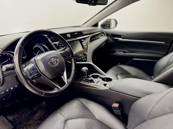 Toyota Camry VIII (XV70) с пробегом 2018 года, цена 3 180 000 рублей, 55990 км, седан, Автокод Объявления