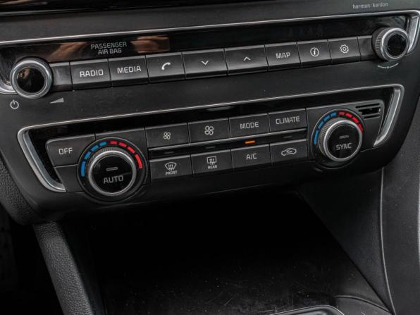 Kia Optima IV Рестайлинг с пробегом 2018 года, цена 1 685 000 рублей, 173784 км, седан, Автокод Объявления