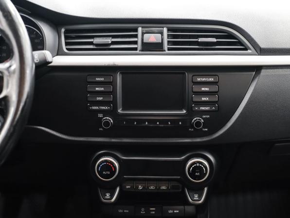 Kia Rio IV с пробегом 2019 года, цена 1 370 000 рублей, 65000 км, хэтчбек, Автокод Объявления