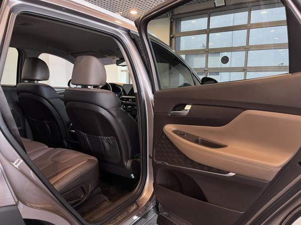 Hyundai Santa Fe IV с пробегом 2019 года, цена 2 790 000 рублей, 108999 км, внедорожник, Автокод Объявления