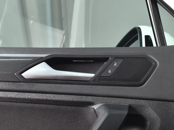 Volkswagen Tiguan II с пробегом 2020 года, цена 2 669 995 рублей, 85085 км, внедорожник, Автокод Объявления