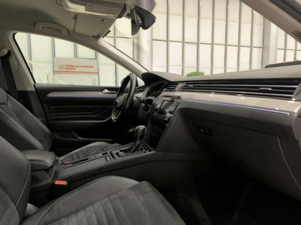 Volkswagen Passat B8 Рестайлинг с пробегом 2020 года, цена 1 980 000 рублей, 116973 км, седан, Автокод Объявления