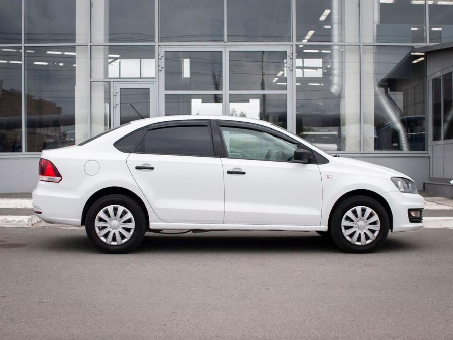 Volkswagen Polo V Рестайлинг Курган  - изображение 8