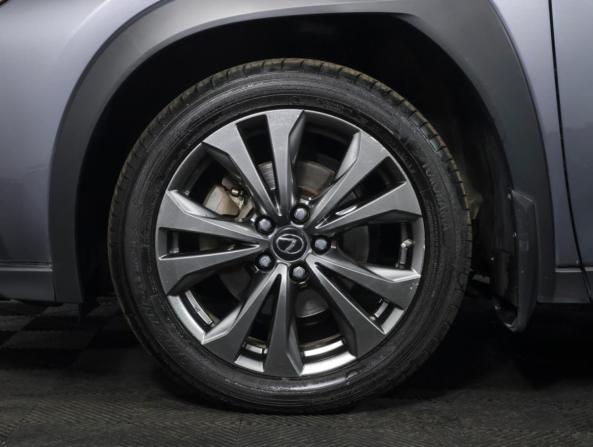 Lexus UX I с пробегом 2019 года, цена 2 900 000 рублей, 115095 км, внедорожник, Автокод Объявления