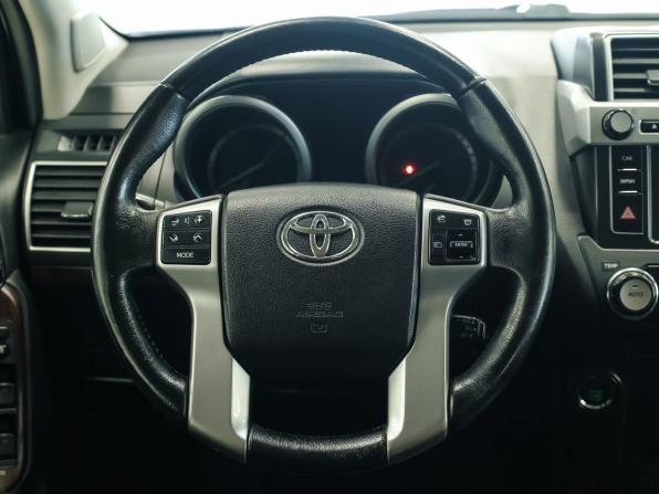 Toyota Land Cruiser Prado 150 Series Рестайлинг 1 с пробегом 2014 года, цена 3 103 000 рублей, 244132 км, внедорожник, Автокод Объявления