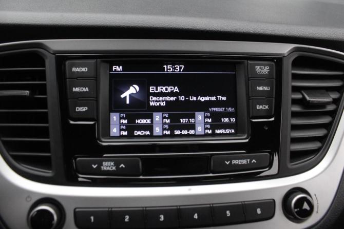 Hyundai Solaris II с пробегом 2018 года, цена 880 000 рублей, 201352 км, седан, Автокод Объявления