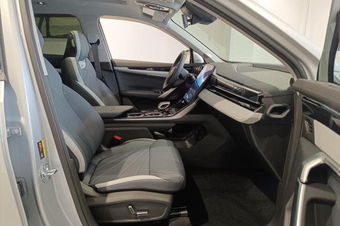 Новый Geely Atlas II 2026 года, цена 4 119 990 рублей, внедорожник, Автокод Объявления