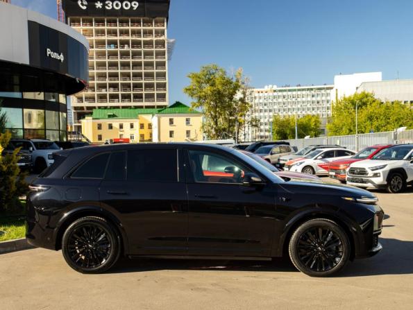 Li Auto (Lixiang) L7 I с пробегом 2023 года, цена 5 850 000 рублей, 30597 км, внедорожник, Автокод Объявления