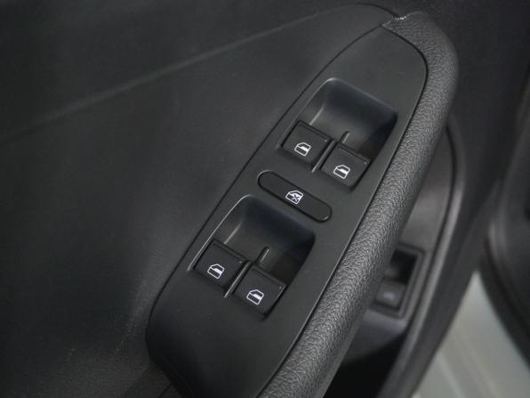 Volkswagen Jetta VI с пробегом 2014 года, цена 1 040 000 рублей, 175765 км, седан, Автокод Объявления