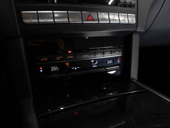 Mercedes-Benz E-Класс IV (W212 S212 C207) Рестайлинг с пробегом 2013 года, цена 2 085 000 рублей, 211394 км, седан, Автокод Объявления