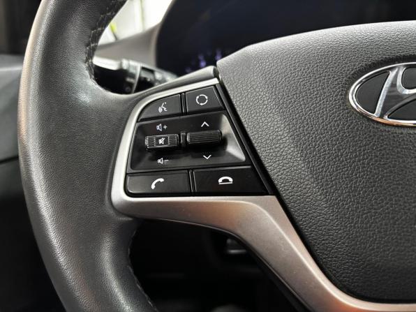Hyundai Solaris II Рестайлинг с пробегом 2020 года, цена 1 495 000 рублей, 101689 км, седан, Автокод Объявления