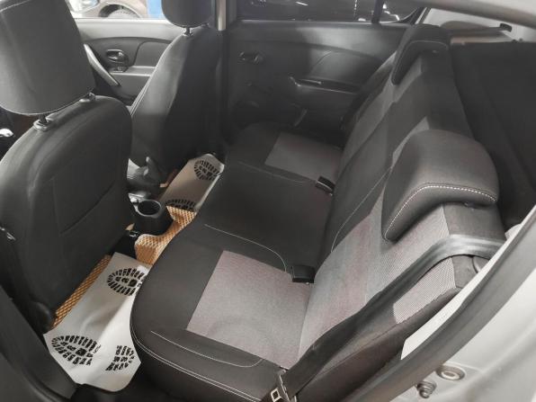 Renault Sandero II Рестайлинг с пробегом 2022 года, цена 1 070 000 рублей, 96086 км, хэтчбек, Автокод Объявления