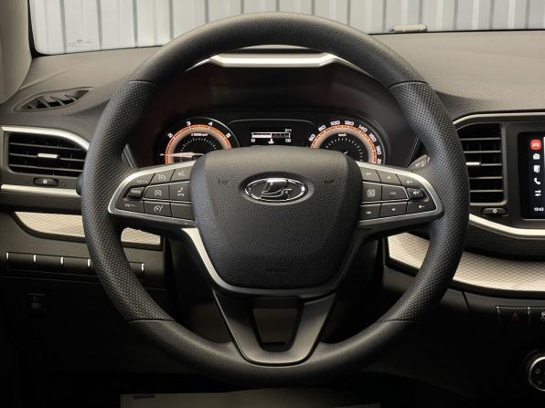 Lada (ВАЗ) Vesta I Рестайлинг (NG) с пробегом 2024 года, цена 1 297 000 рублей, 15789 км, седан, Автокод Объявления