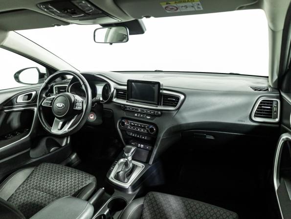 Kia Ceed III с пробегом 2019 года, цена 1 899 700 рублей, 61315 км, хэтчбек, Автокод Объявления