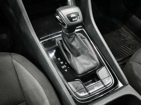 Skoda Karoq I с пробегом 2020 года, цена 2 750 000 рублей, 128844 км, внедорожник, Автокод Объявления