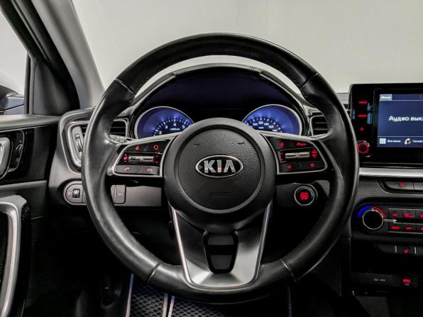 Kia Ceed III с пробегом 2021 года, цена 2 220 000 рублей, 63406 км, универсал, Автокод Объявления