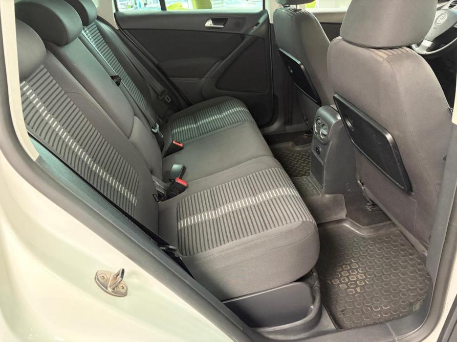 Volkswagen Tiguan I Киров  - изображение 11