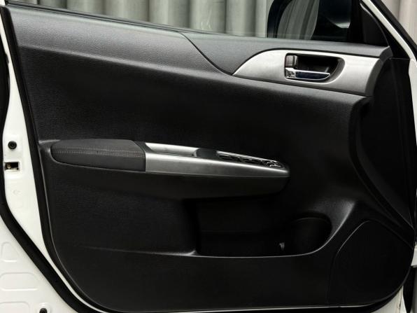 Subaru Impreza III с пробегом 2010 года, цена 899 000 рублей, 161955 км, хэтчбек, Автокод Объявления