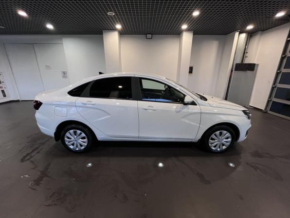 Lada (ВАЗ) Vesta I Рестайлинг (NG) с пробегом 2024 года, цена 1 558 000 рублей, 23861 км, седан, Автокод Объявления