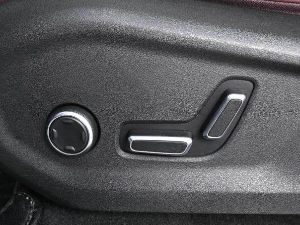 Geely Monjaro I с пробегом 2023 года, цена 3 249 000 рублей, 62398 км, внедорожник, Автокод Объявления