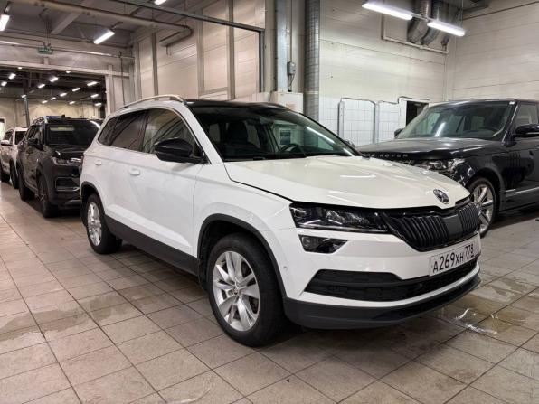 Skoda Karoq I с пробегом 2021 года, цена 1 999 000 рублей, 134000 км, внедорожник, Автокод Объявления