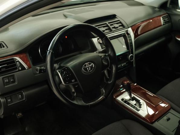 Toyota Camry VII (XV50) с пробегом 2013 года, цена 1 800 000 рублей, 156777 км, седан, Автокод Объявления