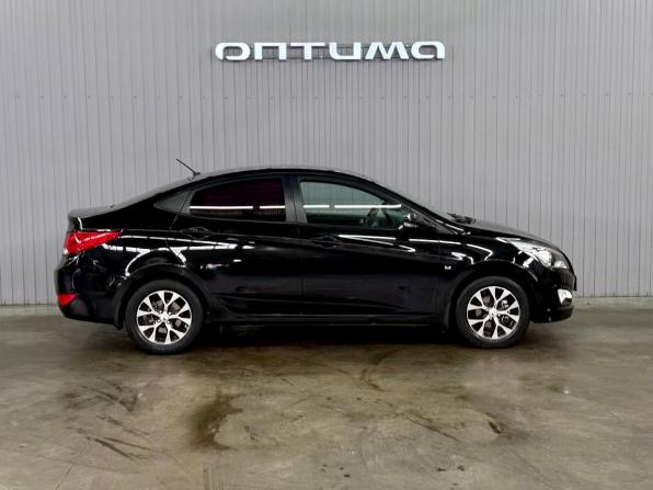 Hyundai Solaris I Рестайлинг с пробегом 2015 года, цена 1 097 000 рублей, 76840 км, седан, Автокод Объявления