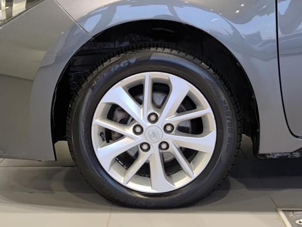 Toyota Corolla XI (E160 E170 E180) с пробегом 2014 года, цена 1 043 000 рублей, 228516 км, седан, Автокод Объявления