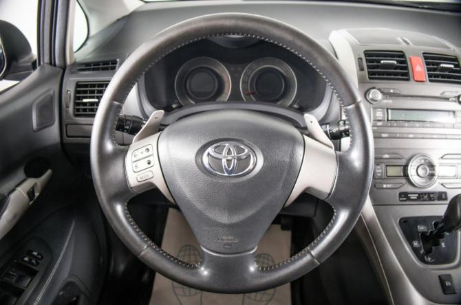 Toyota Auris I с пробегом 2009 года, цена 619 000 рублей, 283145 км, хэтчбек, Автокод Объявления