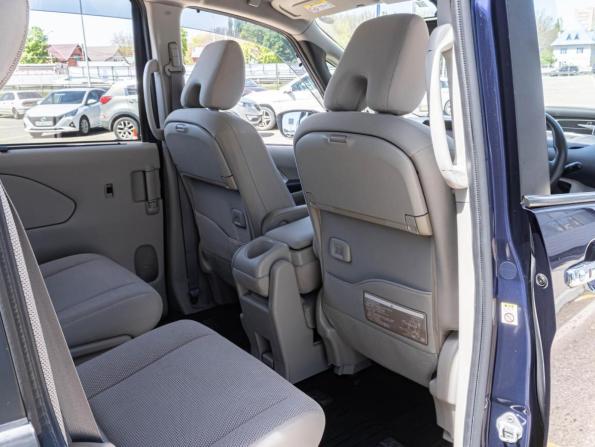Nissan Serena V (C27) с пробегом 2016 года, цена 1 785 000 рублей, 192618 км, минивэн, Автокод Объявления