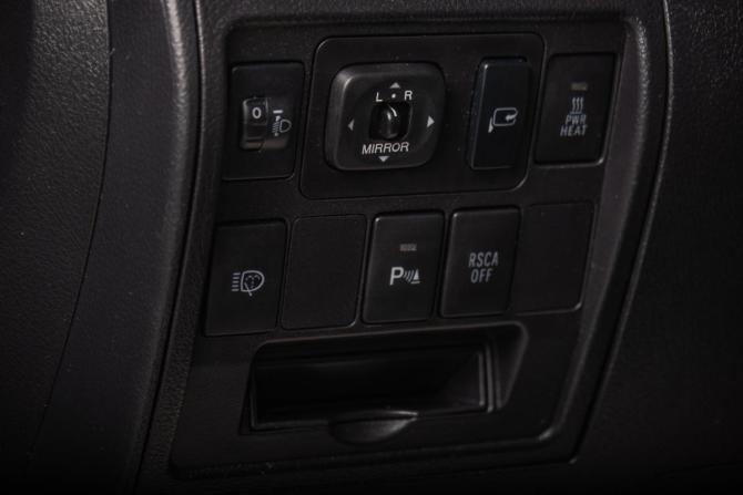 Toyota Land Cruiser 200 Series с пробегом 2011 года, цена 3 299 000 рублей, 268000 км, внедорожник, Автокод Объявления