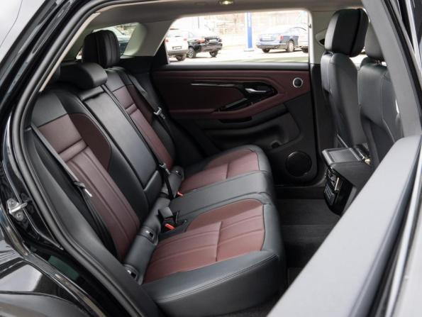 Land Rover Range Rover Evoque II Рестайлинг с пробегом 2025 года, цена 5 850 000 рублей, 63 км, внедорожник, Автокод Объявления