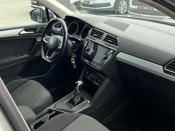Volkswagen Tiguan II Рестайлинг с пробегом 2021 года, цена 2 499 000 рублей, 153050 км, внедорожник, Автокод Объявления