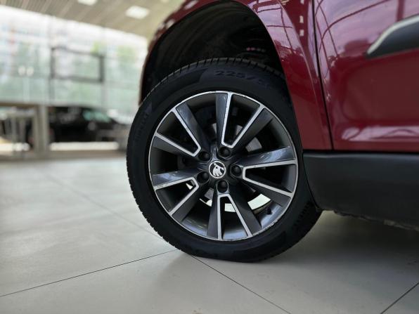 Skoda Yeti I Рестайлинг с пробегом 2017 года, цена 1 540 000 рублей, 115903 км, внедорожник, Автокод Объявления