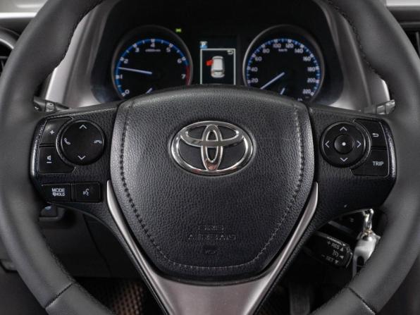 Toyota RAV4 IV (XA40) Рестайлинг с пробегом 2017 года, цена 2 800 000 рублей, 190025 км, внедорожник, Автокод Объявления