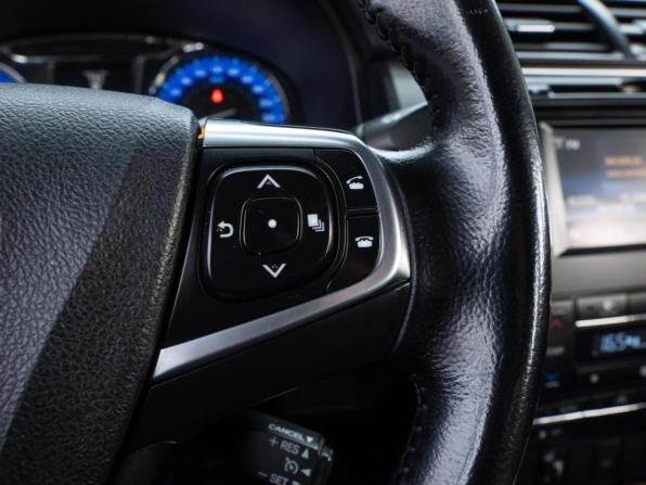 Toyota Camry VII (XV50) Рестайлинг с пробегом 2015 года, цена 2 100 000 рублей, 139876 км, седан, Автокод Объявления