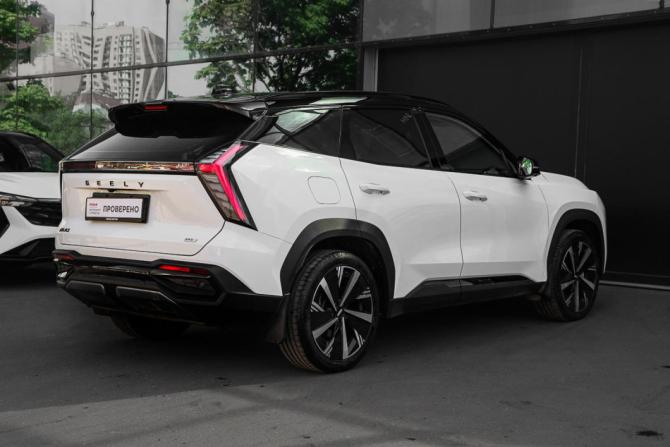 Geely Atlas II с пробегом 2024 года, цена 3 230 000 рублей, 17116 км, внедорожник, Автокод Объявления
